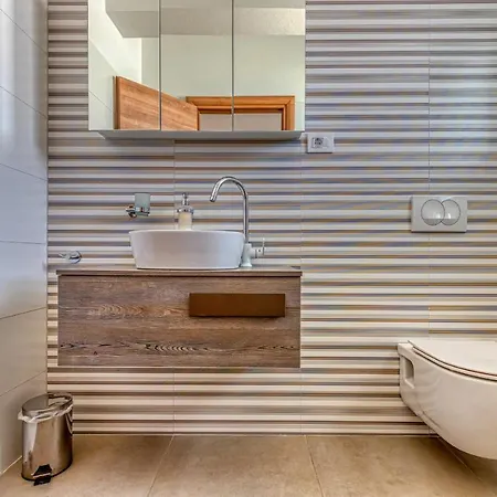 Am Mit Pool & Kinderpool - Leon's Homes Вилла *