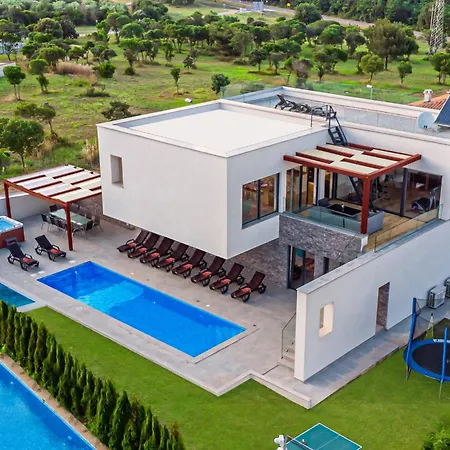 Am Mit Pool & Kinderpool - Leon's Homes Вилла