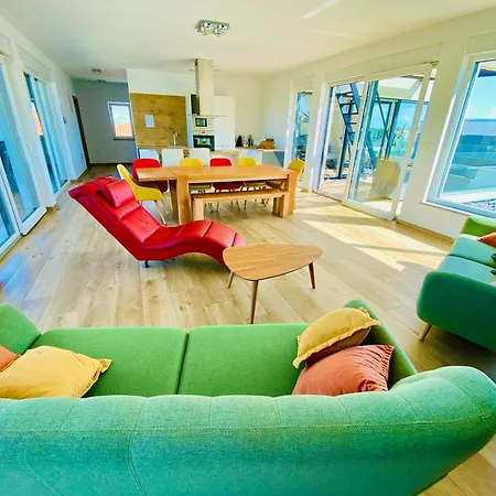 Villa Am Mit Pool & Kinderpool - Leon's Homes