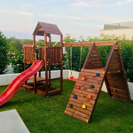 Willa Am Mit Pool & Kinderpool - Leon's Homes Medulin