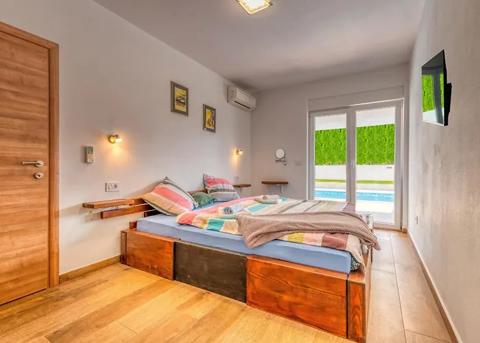 Am Mit Pool & Kinderpool - Leon's Homes Medulin
