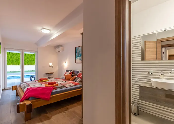 Am Mit Pool & Kinderpool - Leon's Homes Medulin